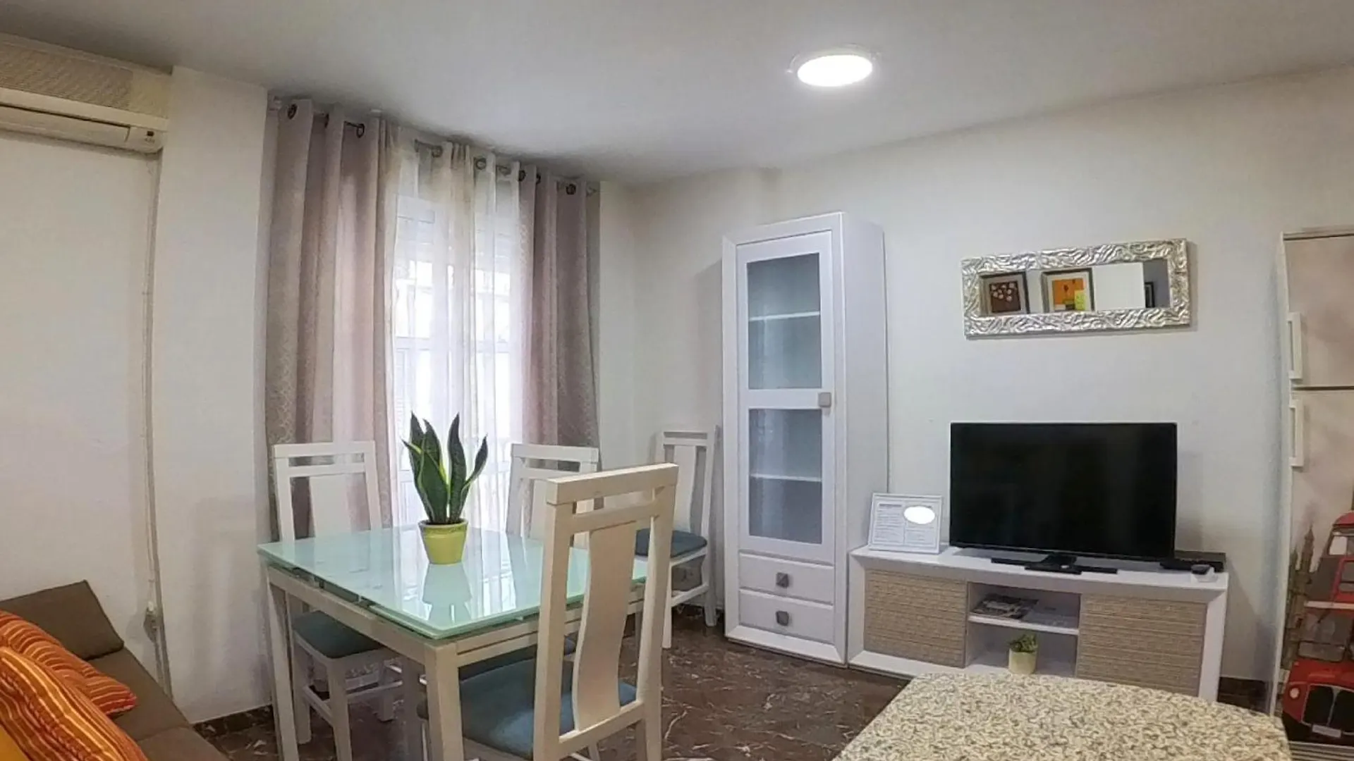 Apartamento Garcia Requena contacts